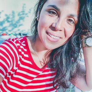Meet your Posher, Natalia from “Qispikay”